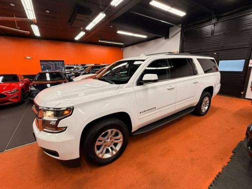 2017 Chevrolet Suburban LS