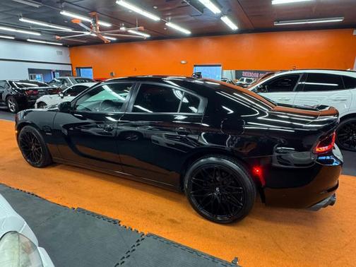 2018 Dodge Charger R/T