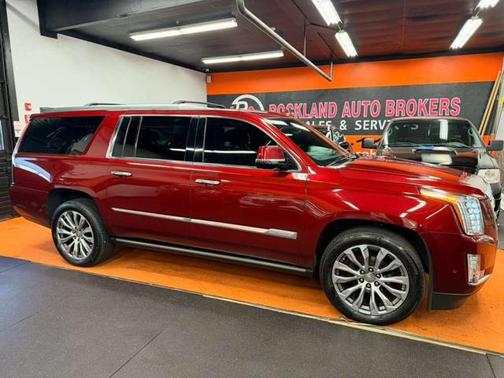 2017 Cadillac Escalade ESV Platinum