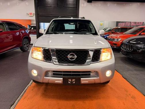 2011 Nissan Pathfinder Silver