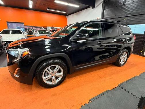 2020 GMC Terrain SLE