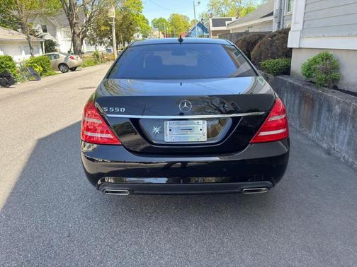 2010 Mercedes-Benz S-Class S550