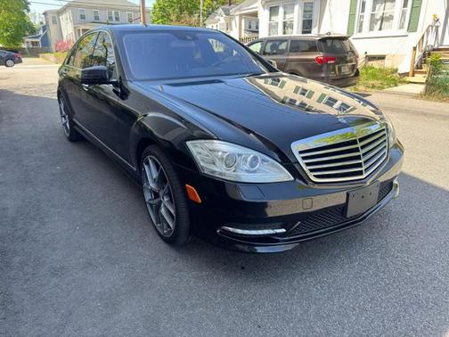 2010 Mercedes-Benz S-Class S550