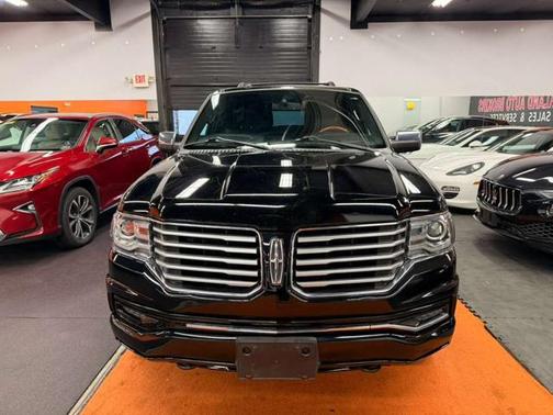 2017 Lincoln Navigator Select