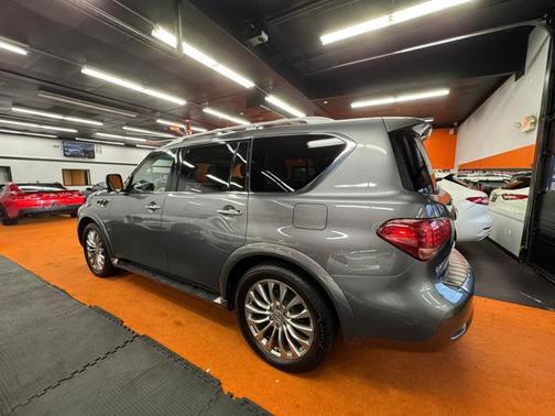 2015 INFINITI QX80 Base