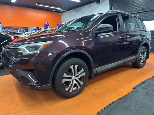 2017 Toyota RAV4 LE