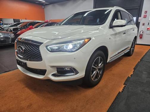 2017 INFINITI QX60 Base