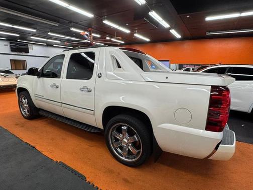 2013 Chevrolet Avalanche LTZ