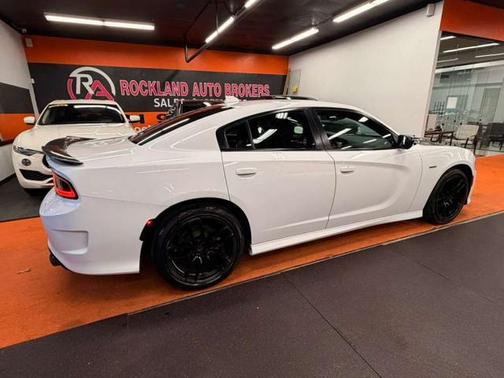 2021 Dodge Charger GT