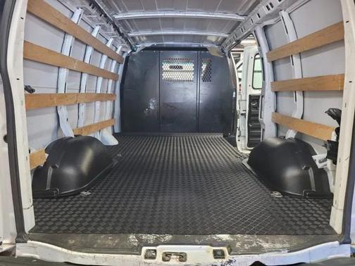 2021 Chevrolet Express 2500 RWD 2500 Regular Wheelbase WT