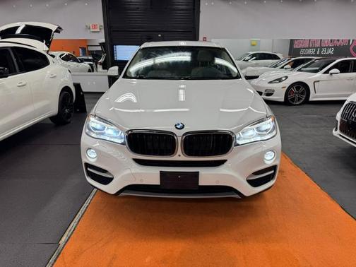 2015 BMW X6 xDrive35i