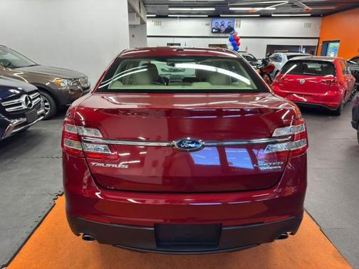 2014 Ford Taurus Limited