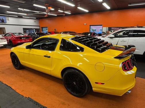 2013 Ford Mustang V6 Premium