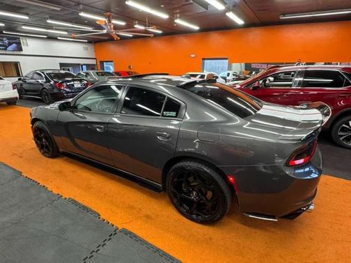 2015 Dodge Charger SXT