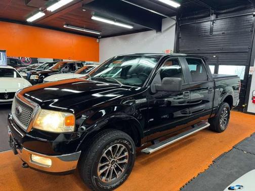 2005 Ford F-150 Lariat SuperCrew
