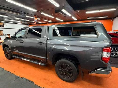 2015 Toyota Tundra SR5