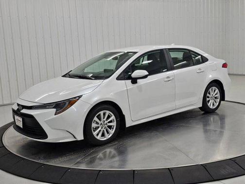 Wind Chill Pearl 2026 Toyota Corolla LE