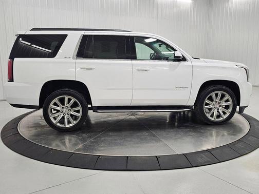 Summit White 2018 GMC Yukon SLE