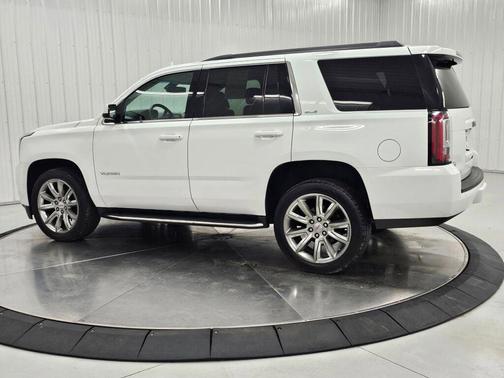 Summit White 2018 GMC Yukon SLE