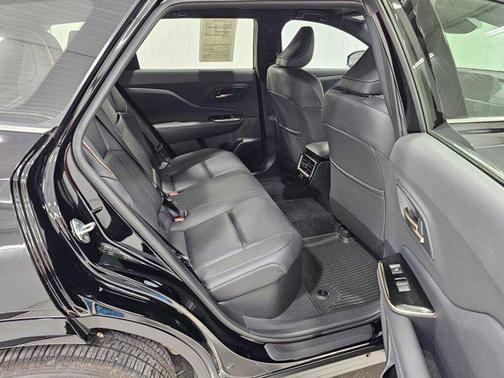 2025 Toyota Crown Signia XLE