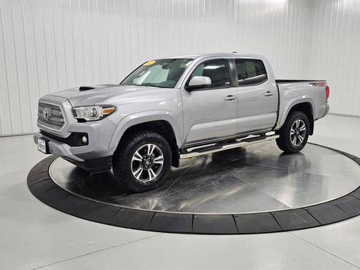 2017 Toyota Tacoma TRD Sport