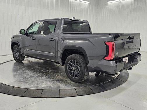 2025 Toyota Tundra Hybrid Platinum