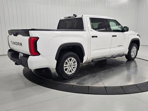 Ice Cap 2023 Toyota Tundra SR5