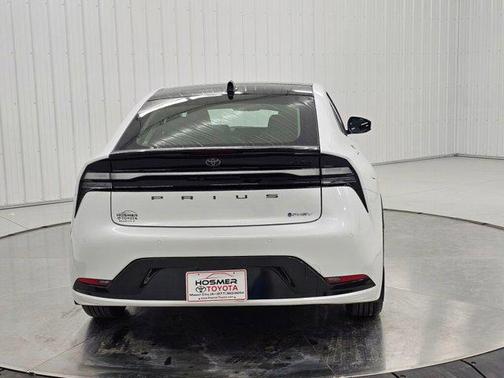 Wind Chill Pearl 2026 Toyota Prius Plug-In Hybrid XSE Premium