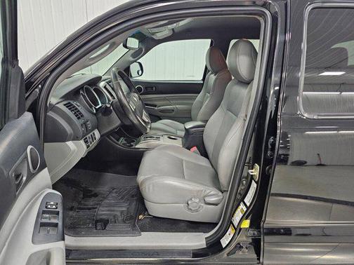 2013 Toyota Tacoma Base