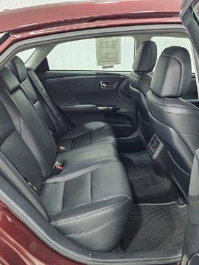 2016 Toyota Avalon Limited