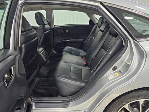 2018 Toyota Avalon XLE Plus
