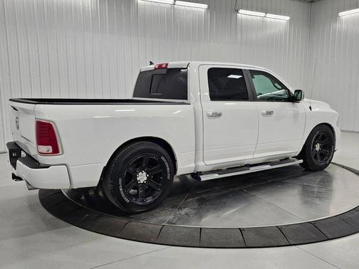 Bright White Clearcoat 2015 RAM 1500 Laramie