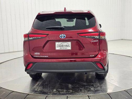 2021 Toyota Highlander Hybrid XLE