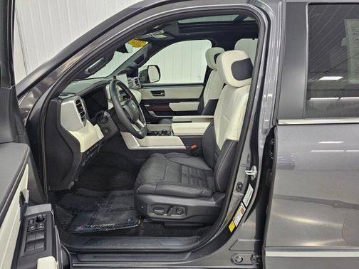 2024 Toyota Tundra Hybrid Capstone