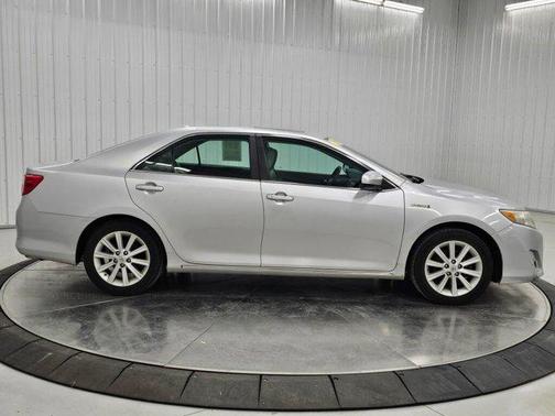 2014 Toyota Camry Hybrid XLE
