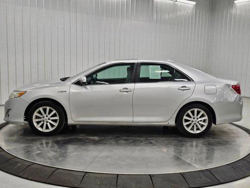 2014 Toyota Camry Hybrid XLE