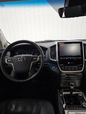 2021 Toyota Land Cruiser Base