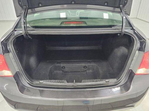 2011 Chevrolet Cruze LS