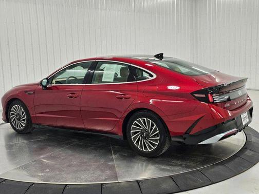 2025 Hyundai SONATA Hybrid Limited