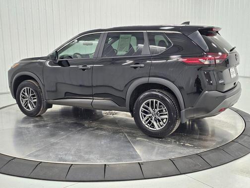 Super Black 2023 Nissan Rogue S