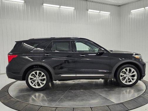 2021 Ford Explorer Platinum