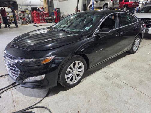 Mosaic Black Metallic 2024 Chevrolet Malibu FWD 1LT