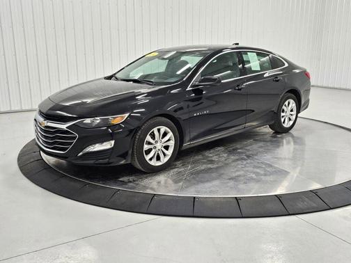 Mosaic Black Metallic 2024 Chevrolet Malibu FWD 1LT