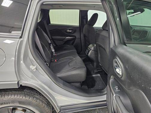 2021 Jeep Cherokee Latitude