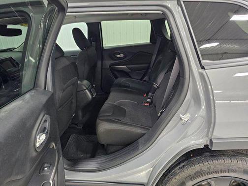 2021 Jeep Cherokee Latitude