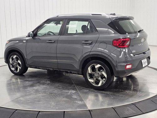 Ecotronic Gray 2025 Hyundai VENUE SEL