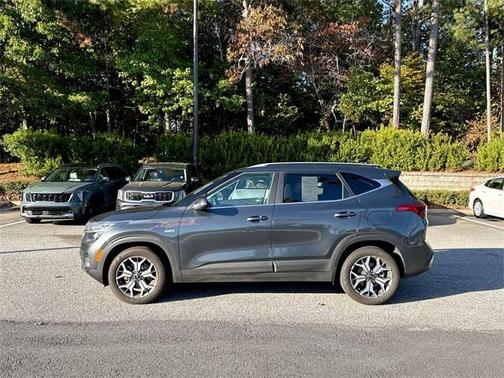 2023 Kia Seltos EX