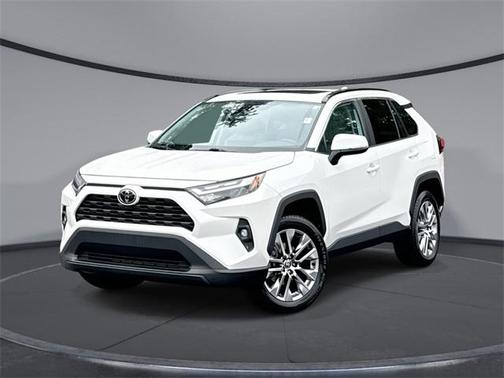 2022 Toyota RAV4 XLE Premium