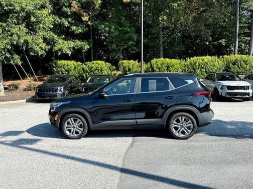 2022 Kia Seltos S