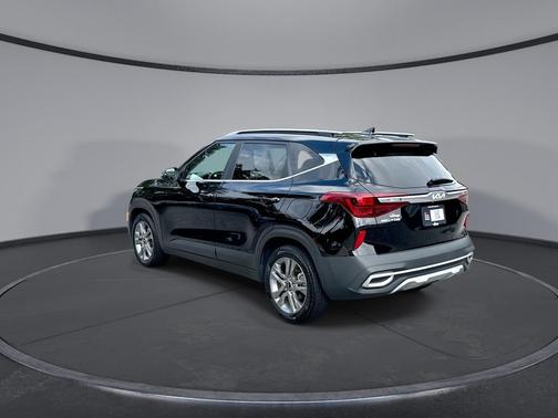 2022 Kia Seltos S